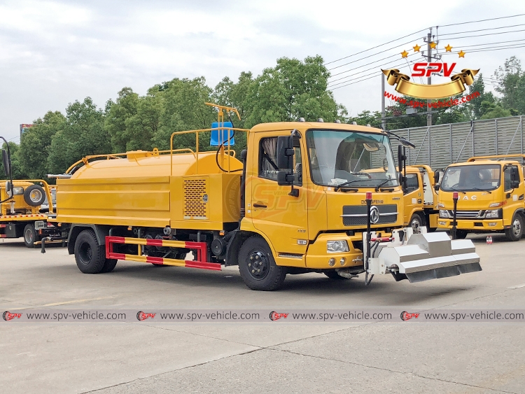 6,000 Litres Road Washer Truck Dongfeng - RF